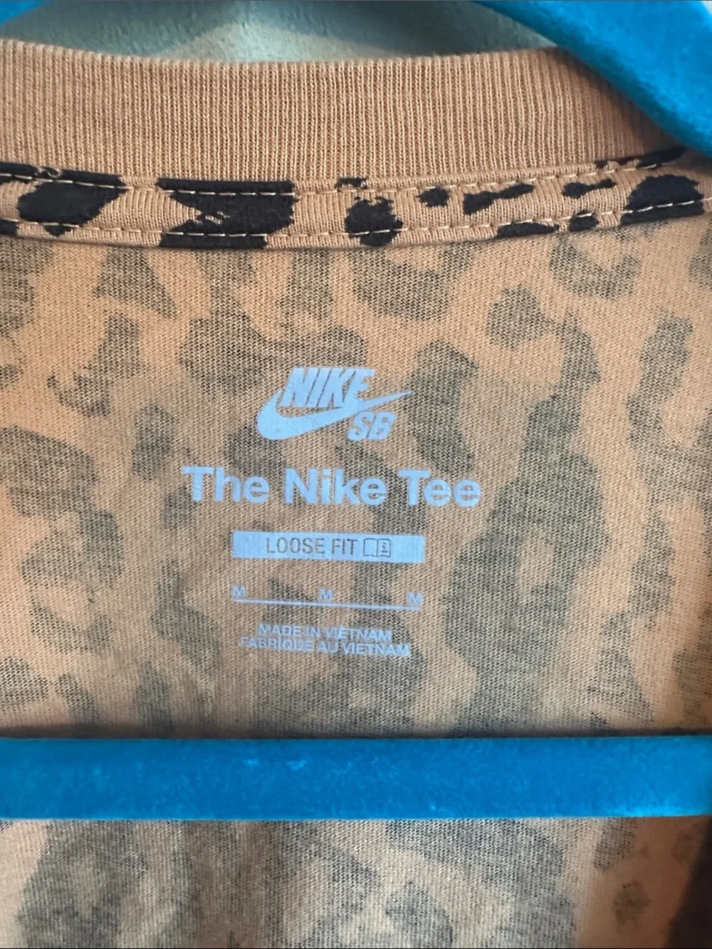 #935 Nike Women’s Leopard Print Long-Sleeve Crew - Peach and Black